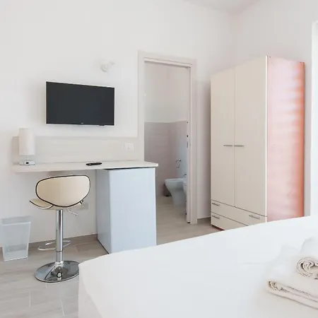 Welcomely - Alte Haus Апартаменты Ольбия