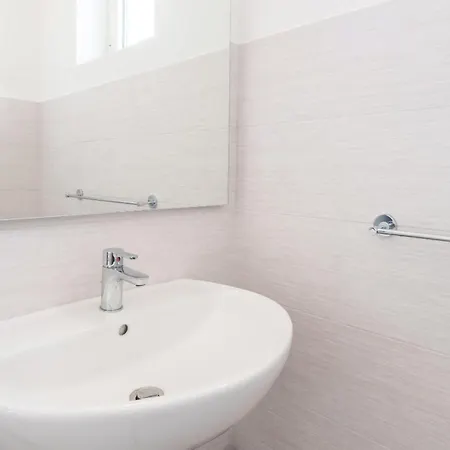 Welcomely - Alte Haus Daire *